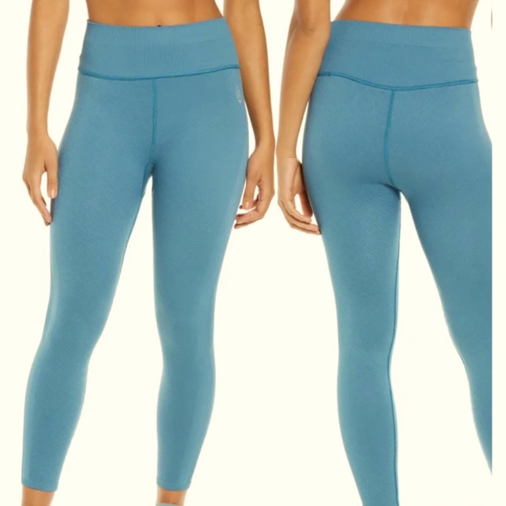 NWT Free People Free throw legging . Size S. Color coastline.